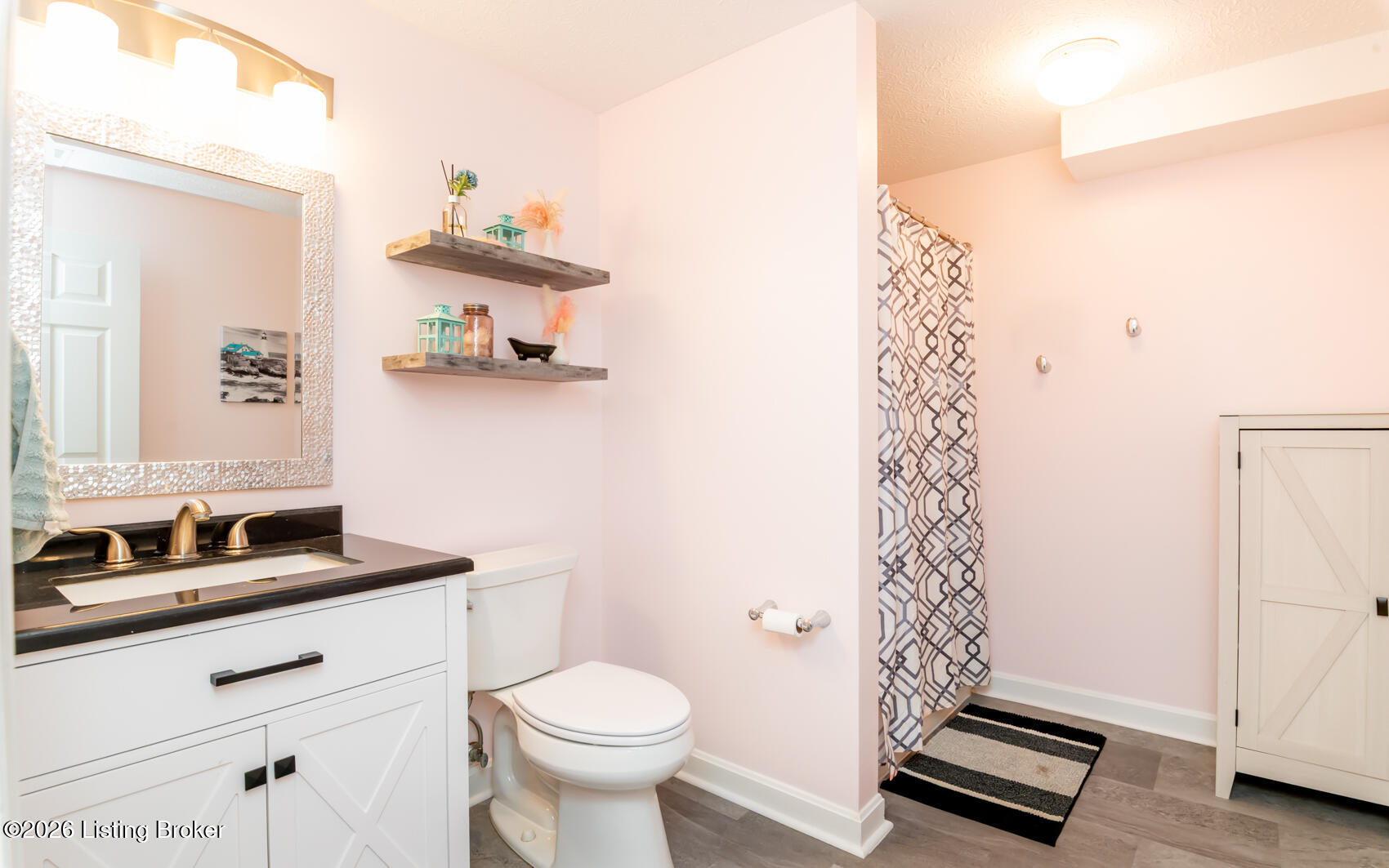 208 Blackberry Cir