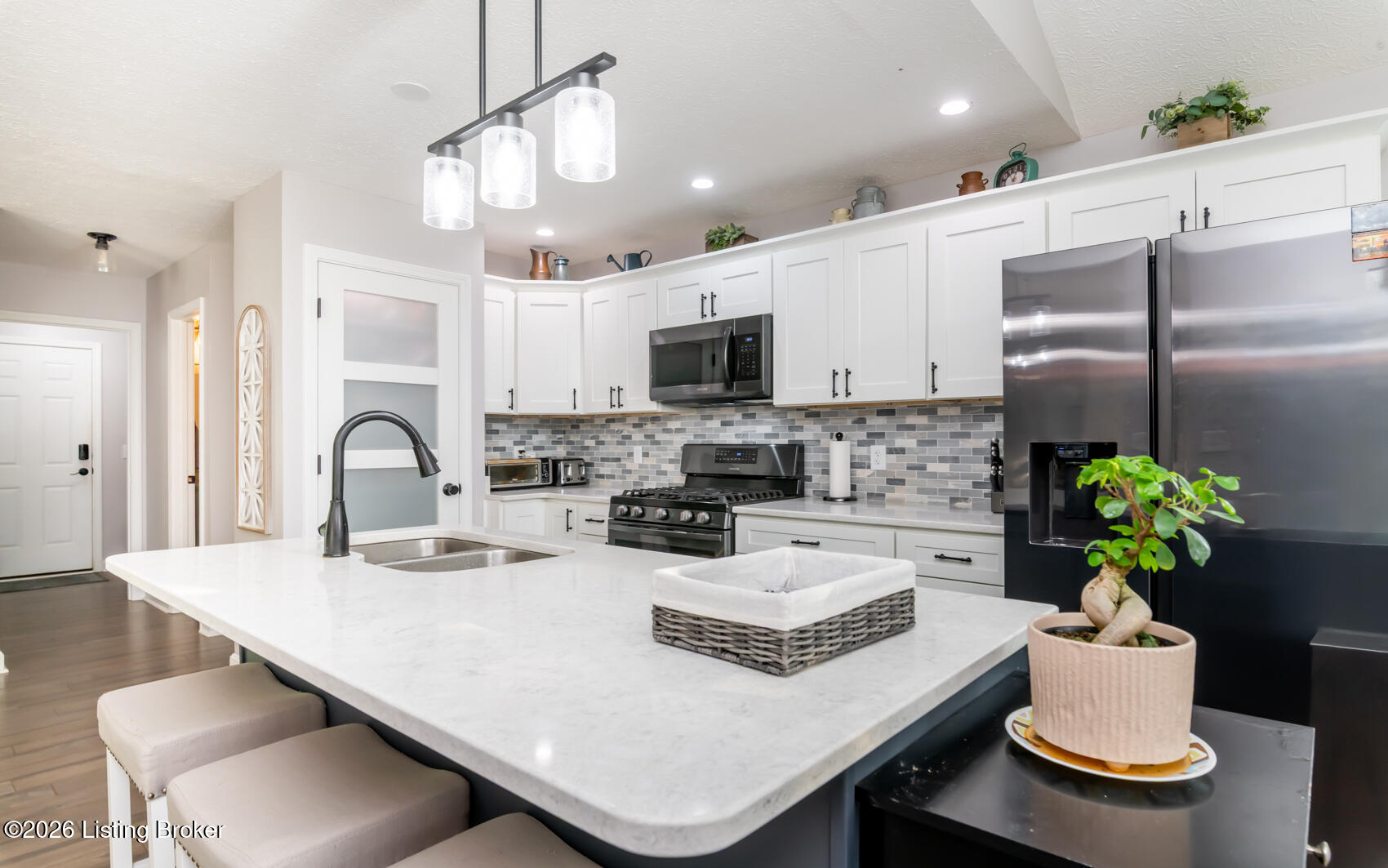 208 Blackberry Cir