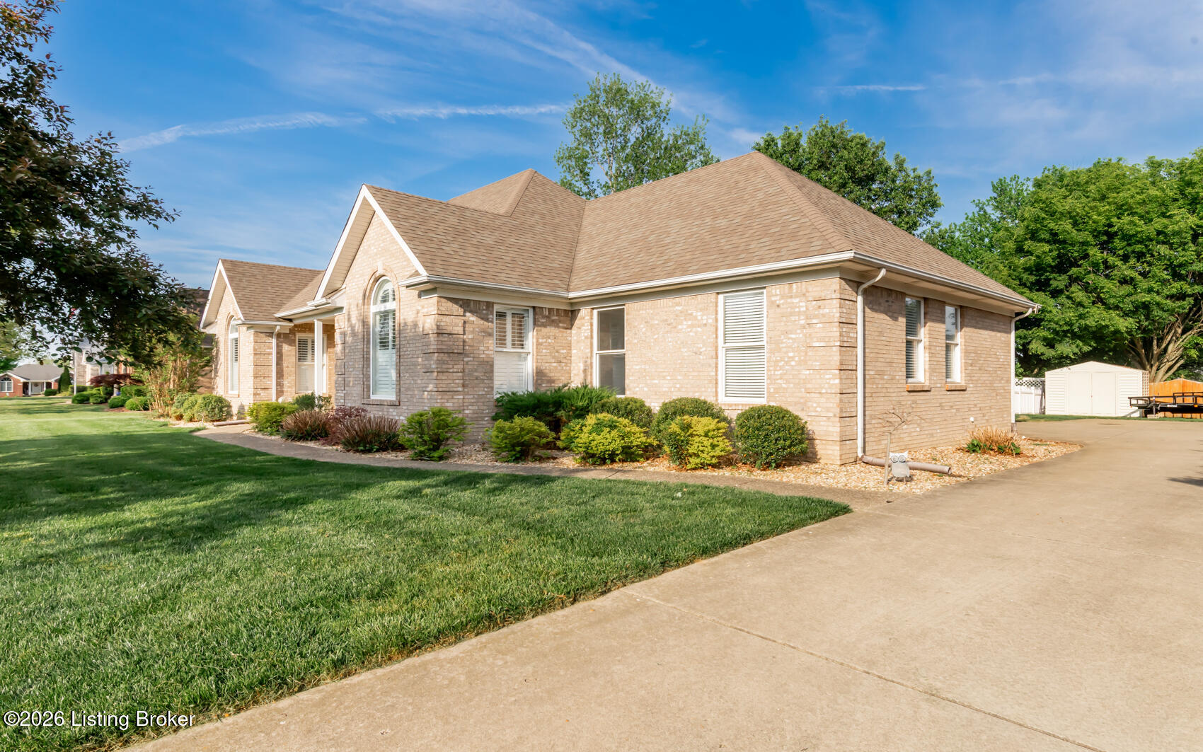 208 Blackberry Cir