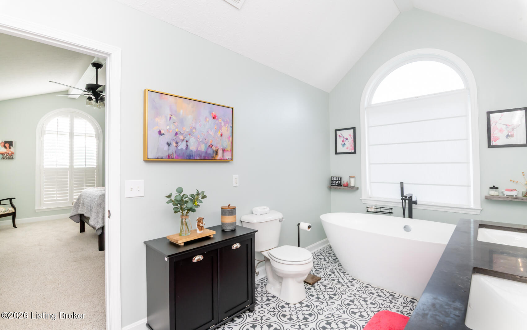 208 Blackberry Cir
