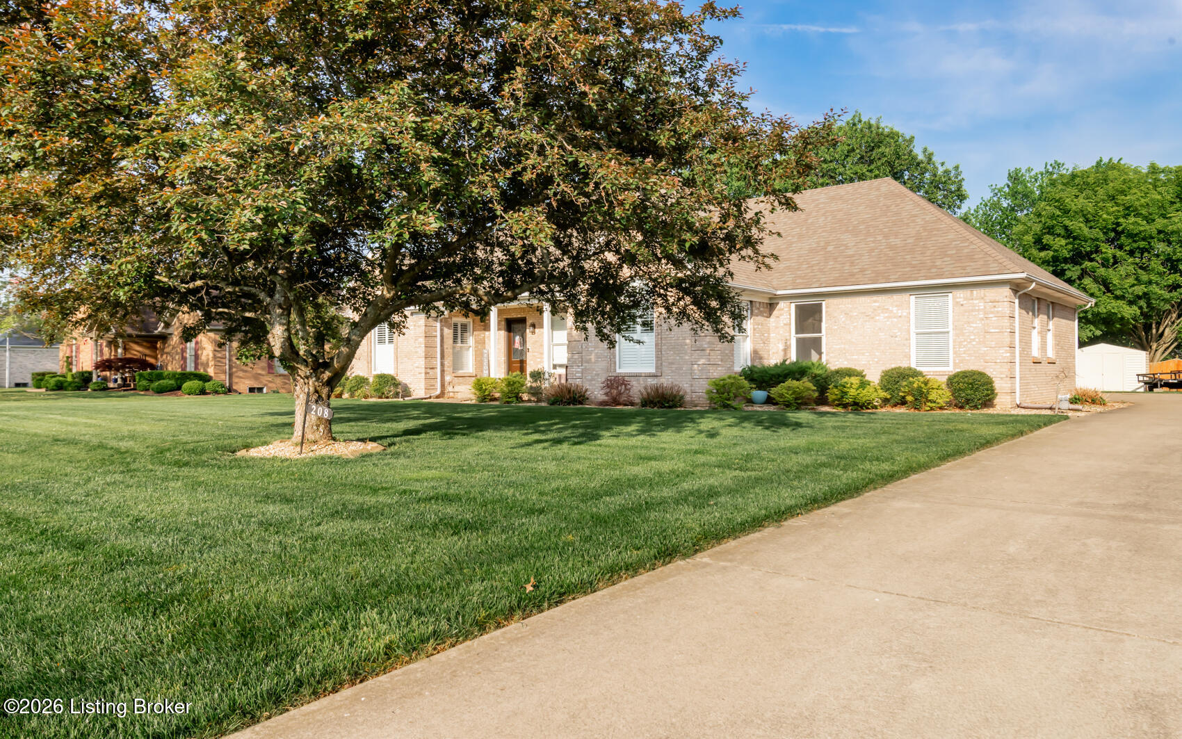 208 Blackberry Cir