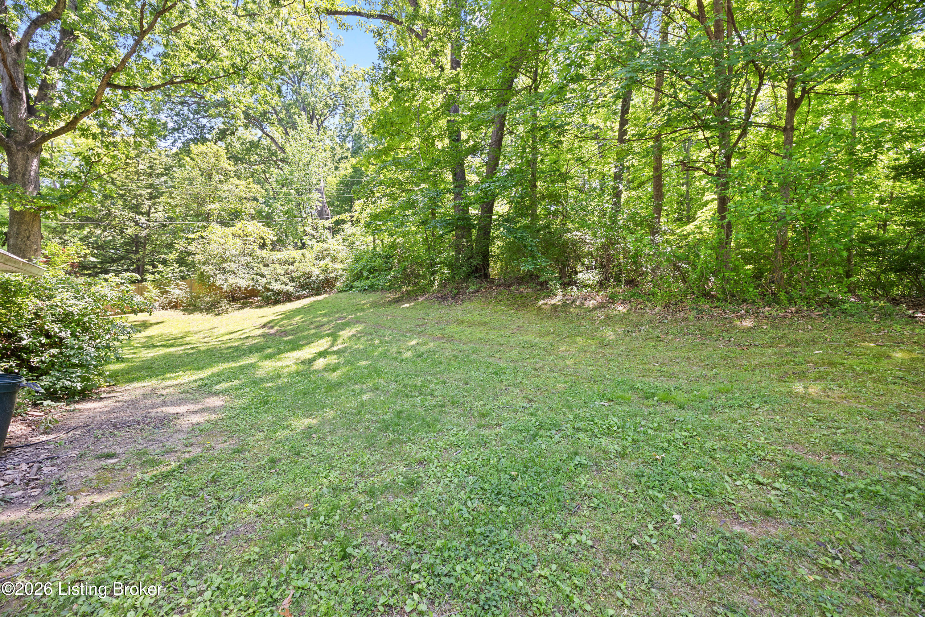200 W Kenwood Dr