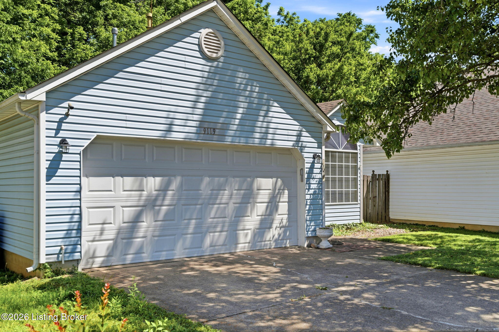9119 Hampton Ridge Ct