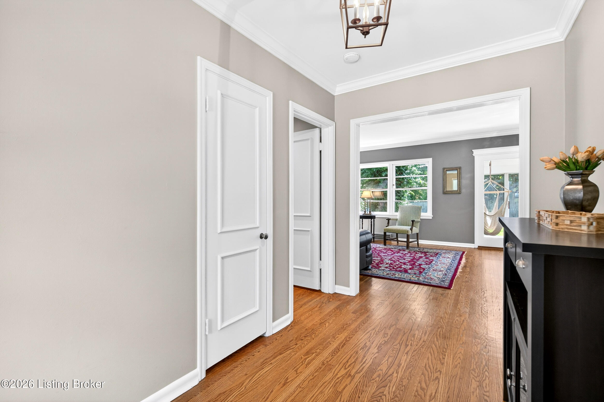 223 Blankenbaker Ln