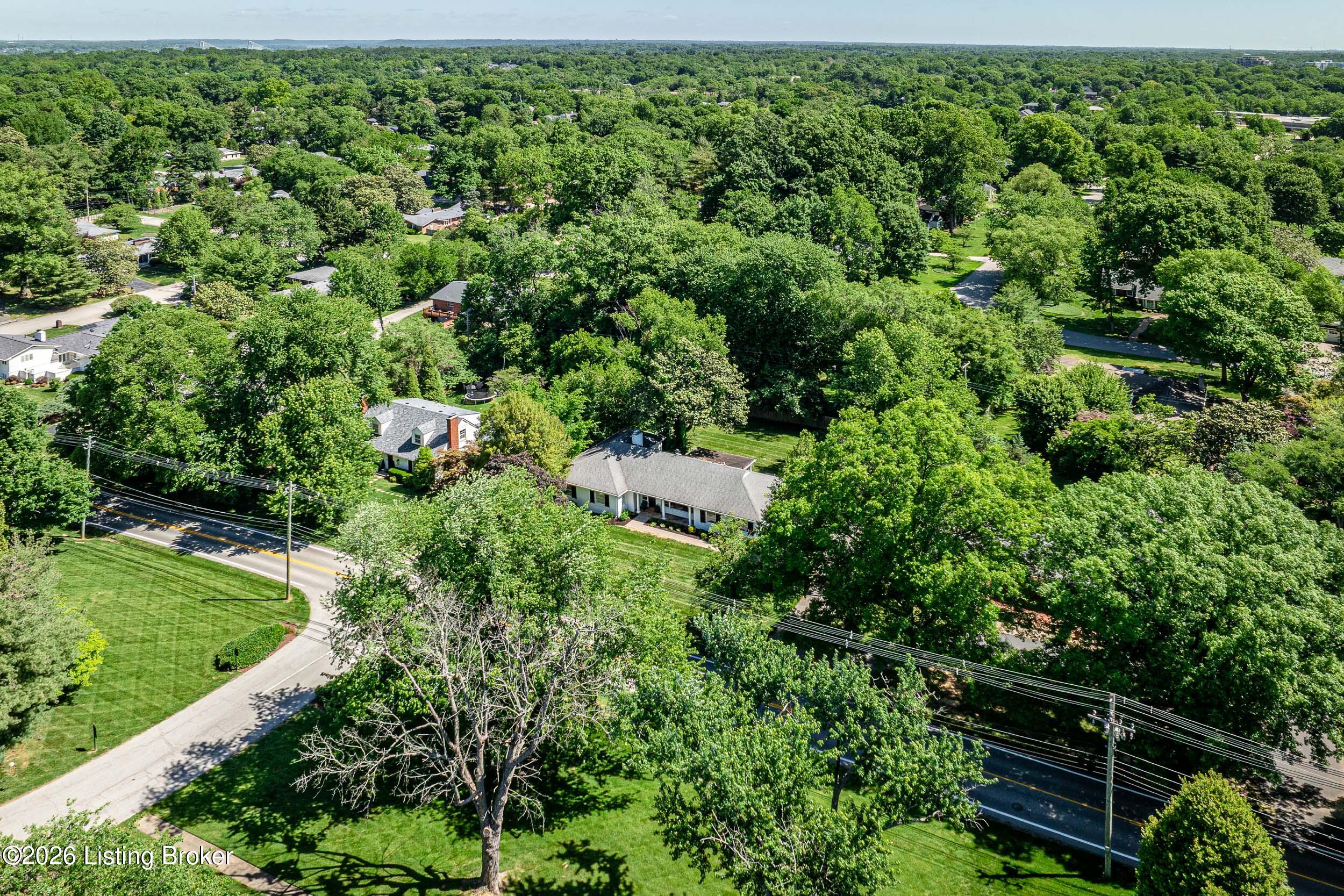 223 Blankenbaker Ln