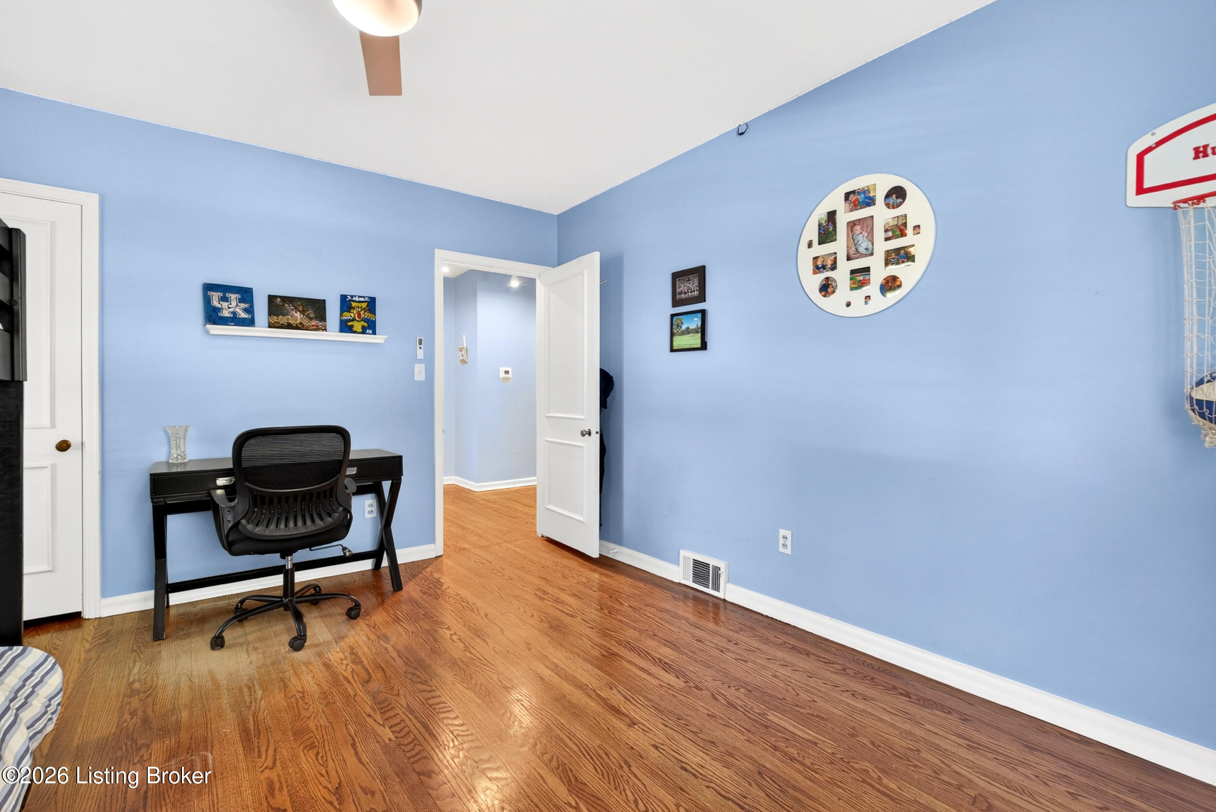 223 Blankenbaker Ln