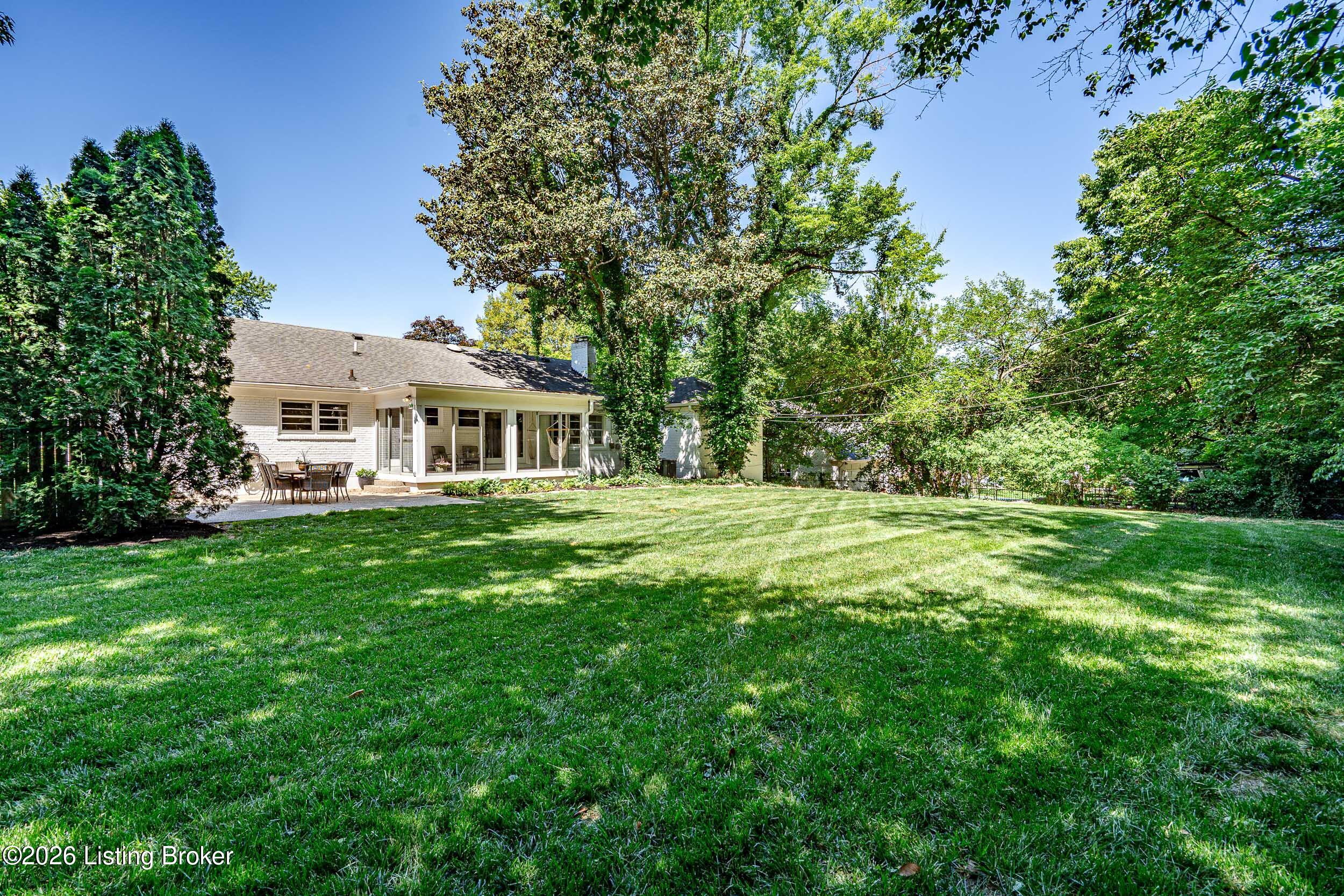 223 Blankenbaker Ln