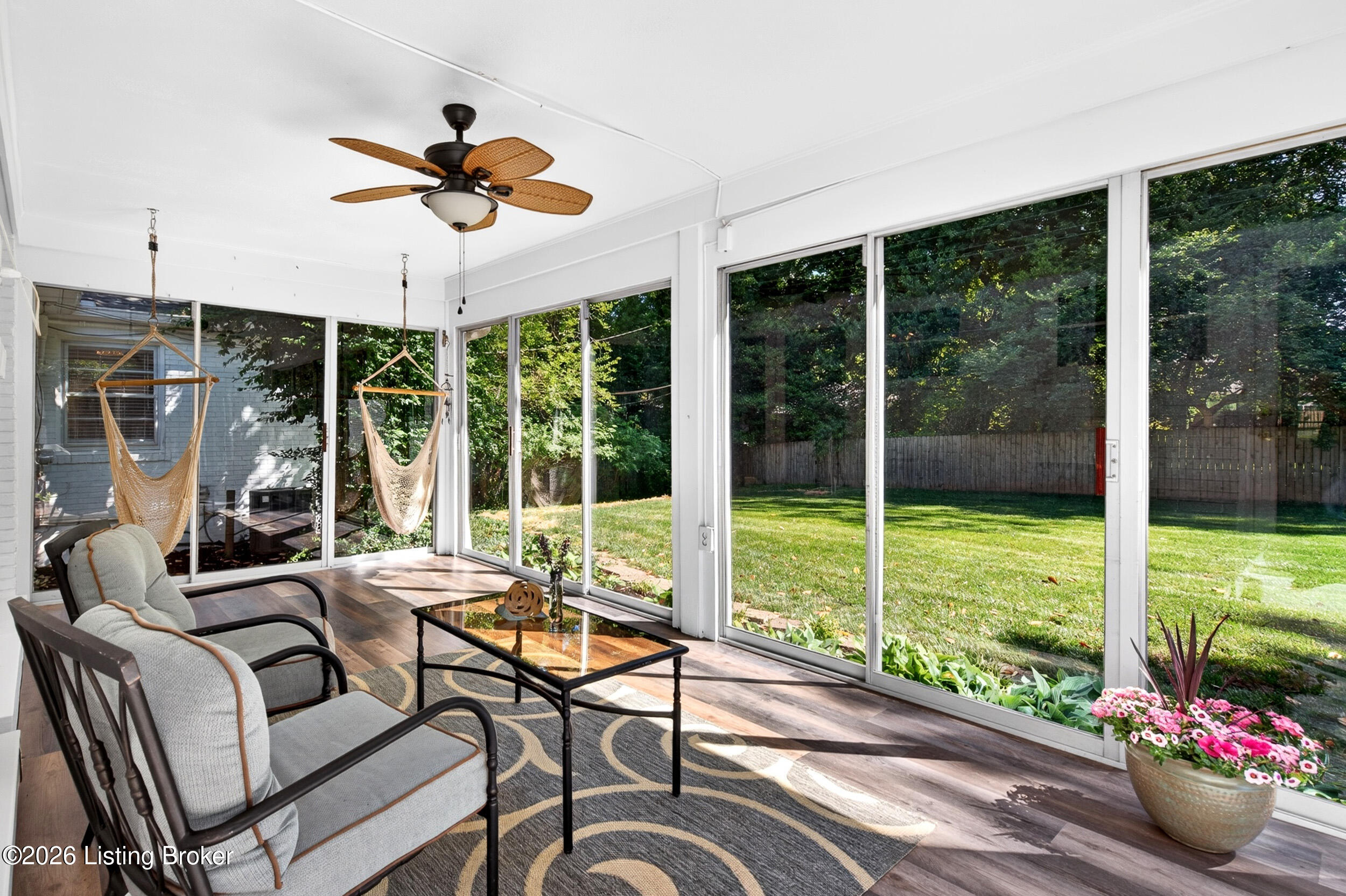 223 Blankenbaker Ln