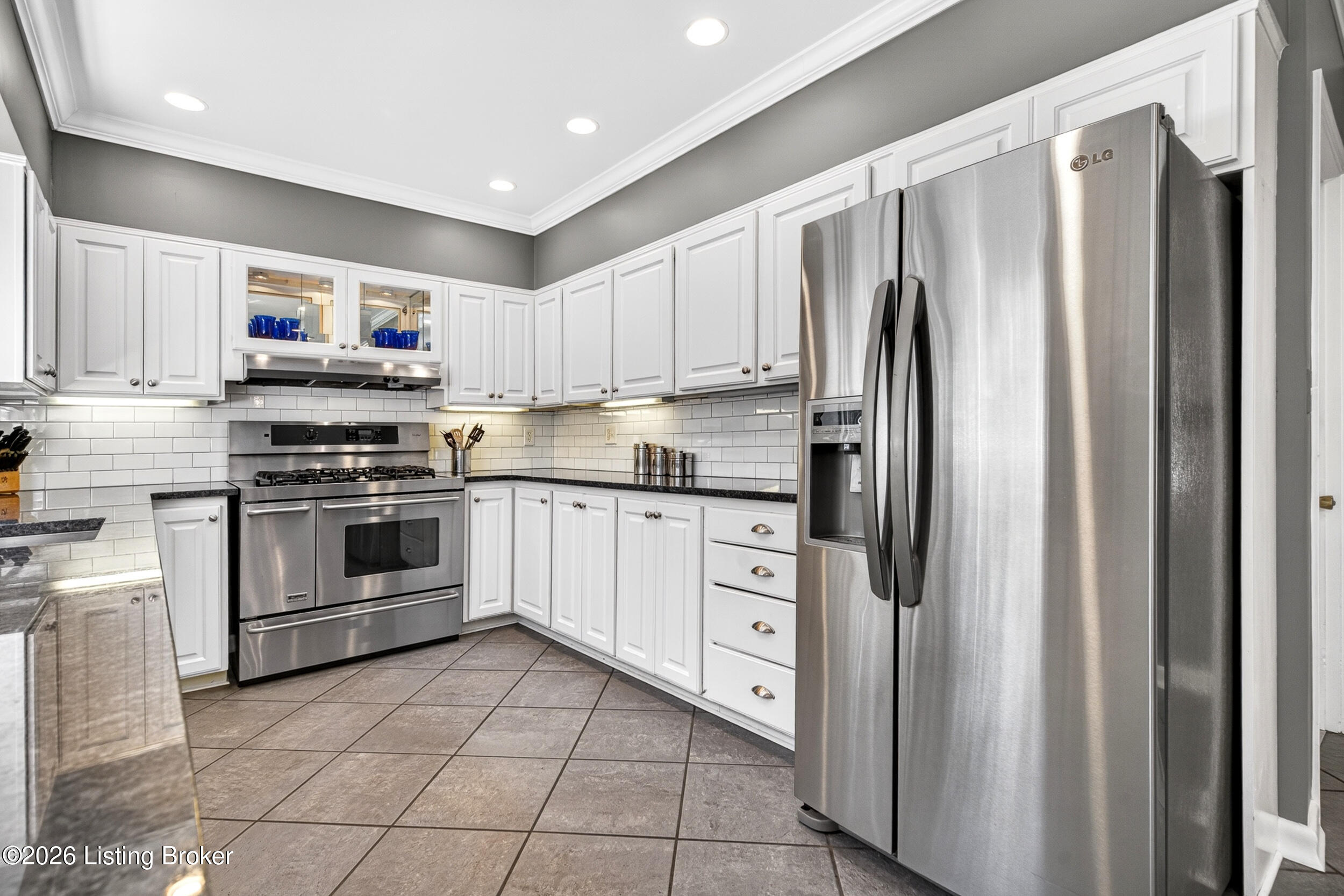 223 Blankenbaker Ln