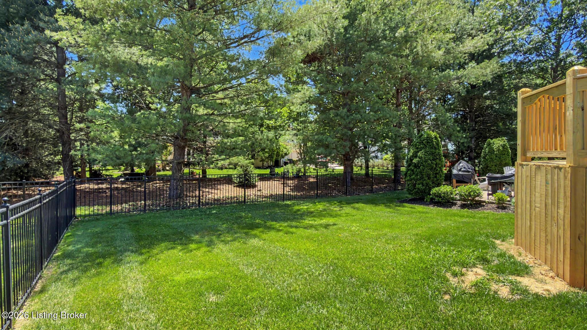 7620 Beech Spring Farm Blvd