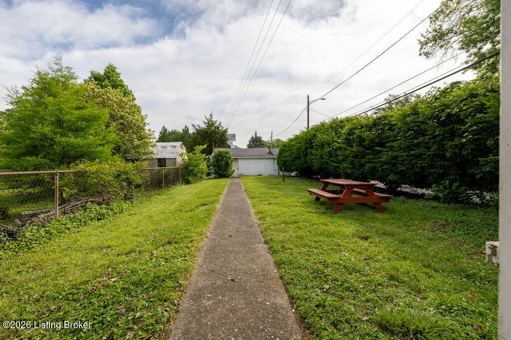 1641 Norris Pl