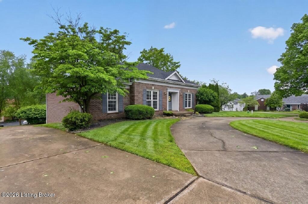 27 Autumn Hill Ct