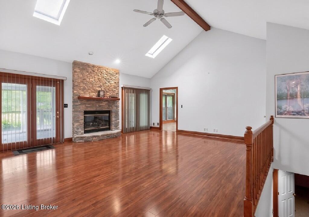 27 Autumn Hill Ct