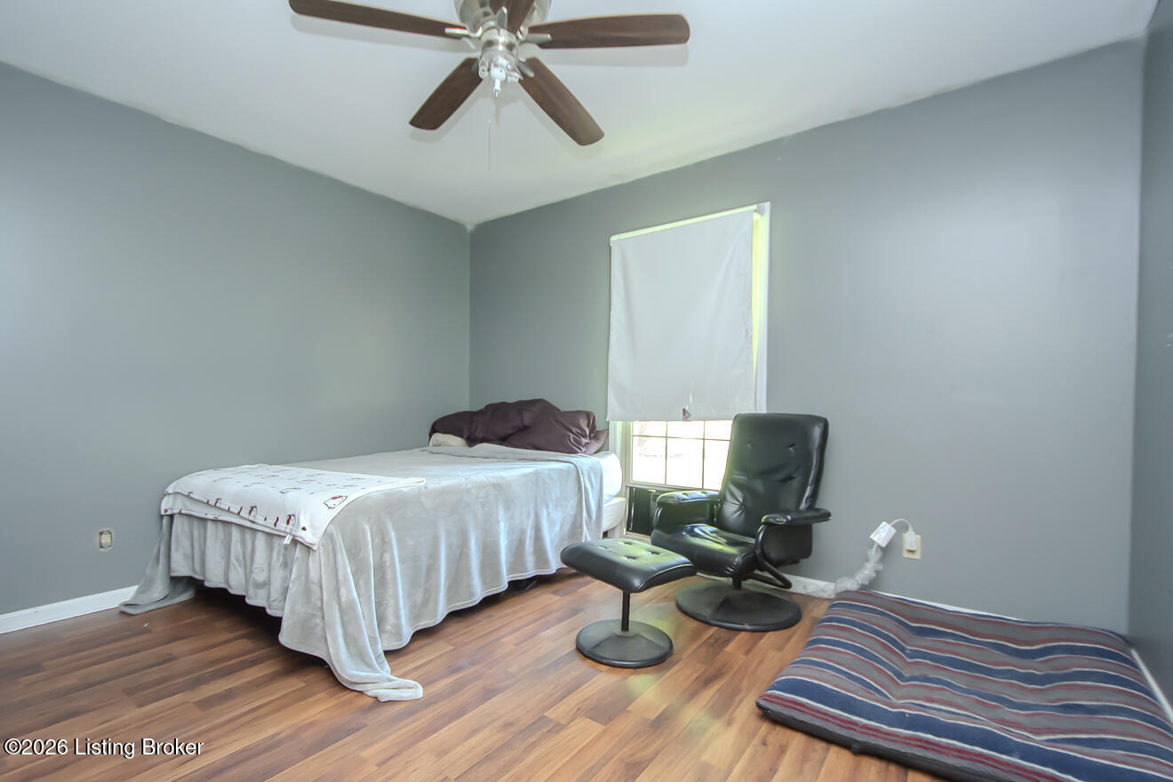 233 N Myers Rd