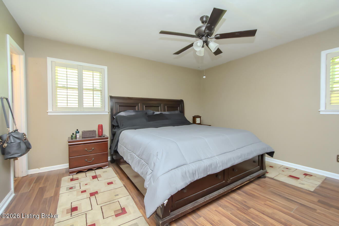 233 N Myers Rd