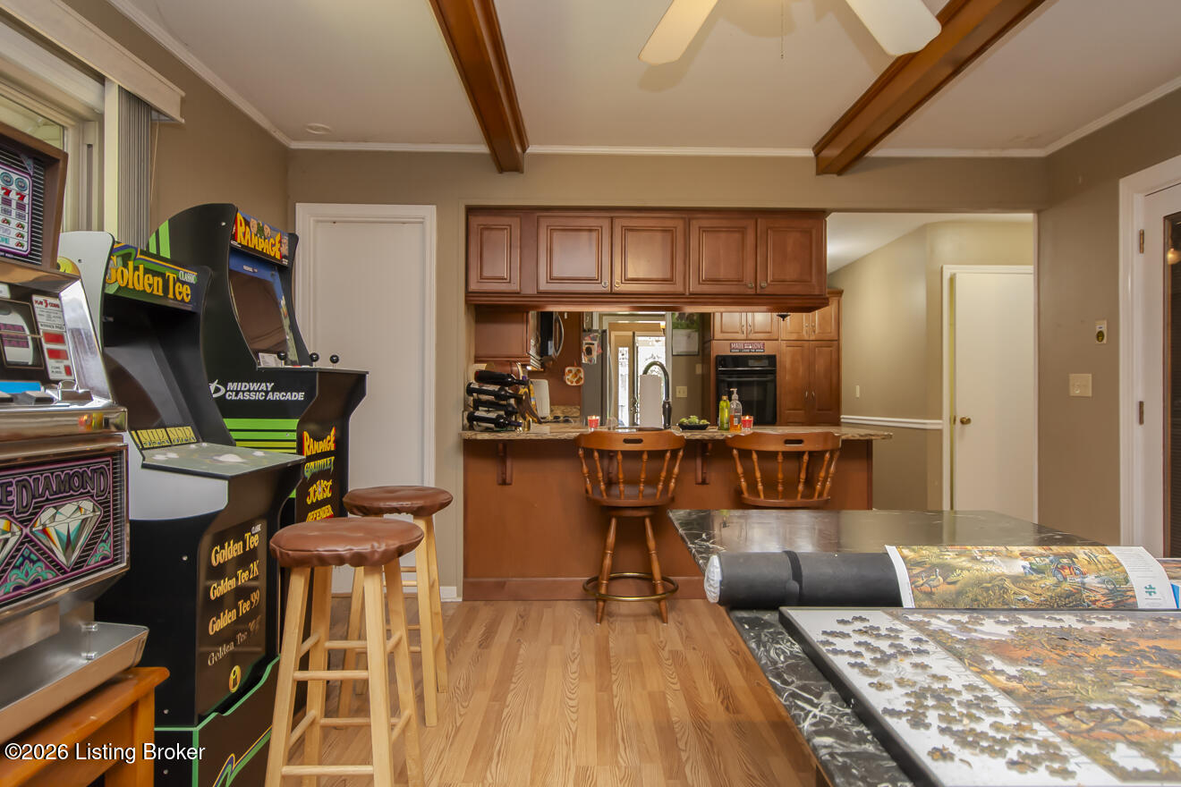 233 N Myers Rd