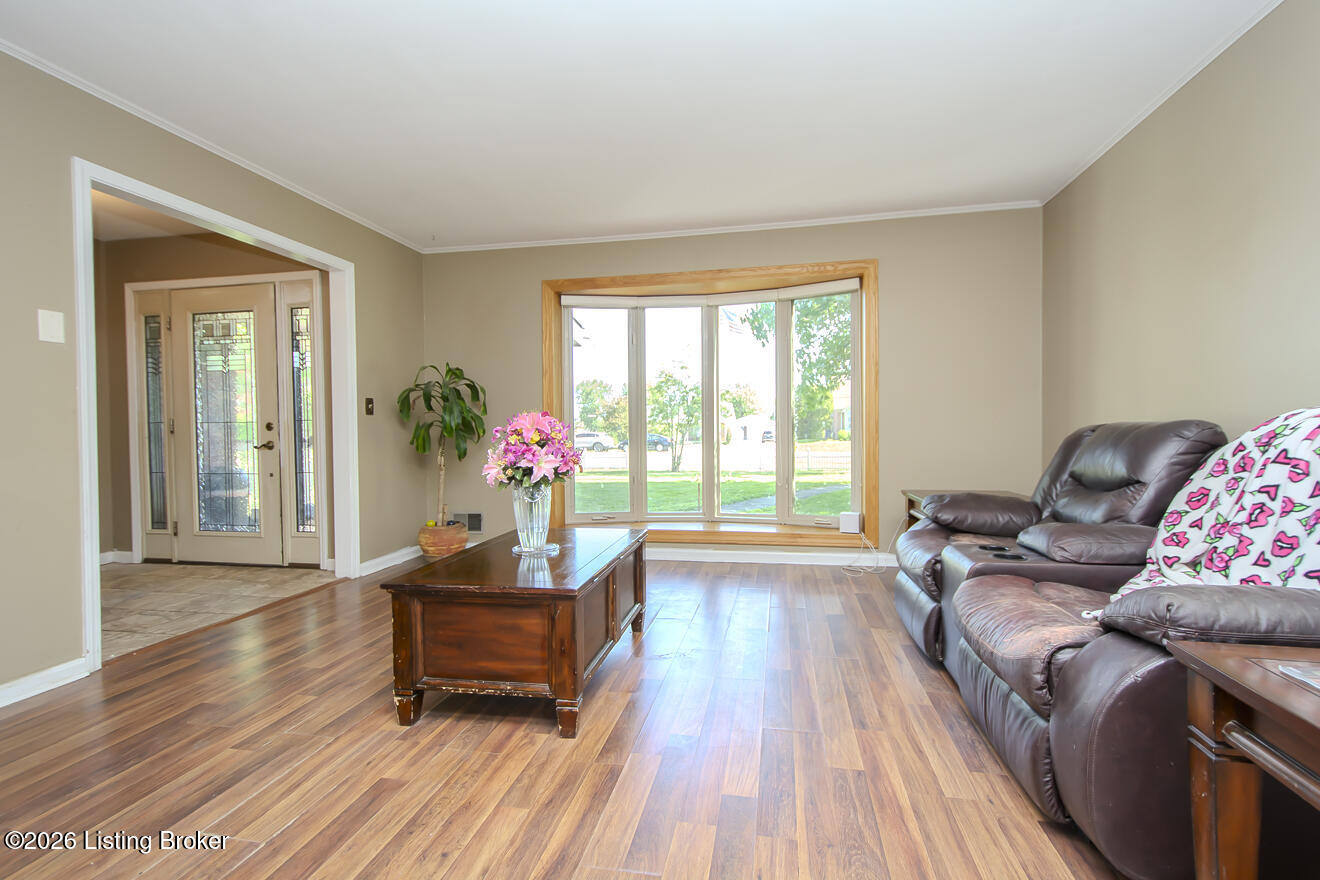 233 N Myers Rd
