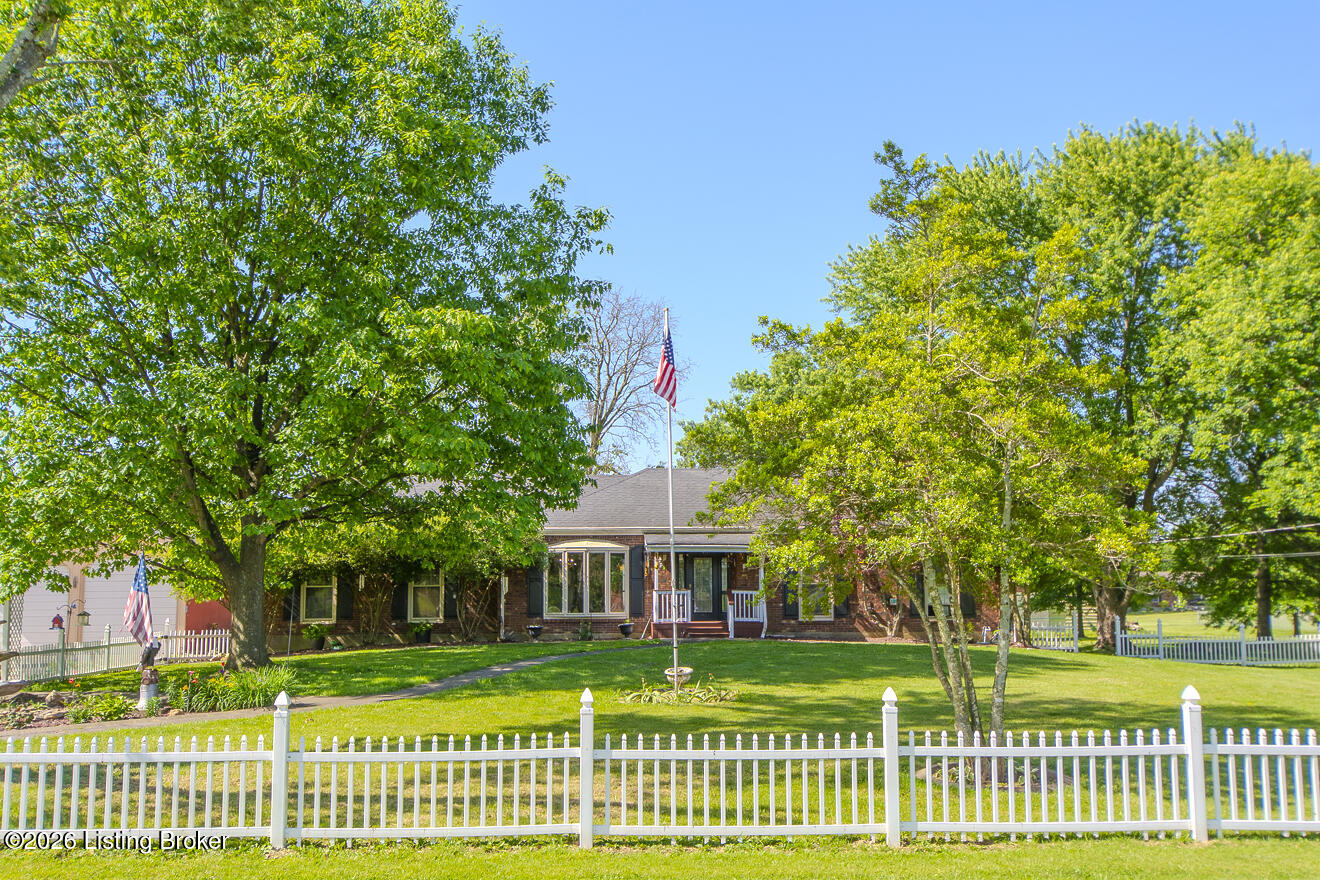 233 N Myers Rd