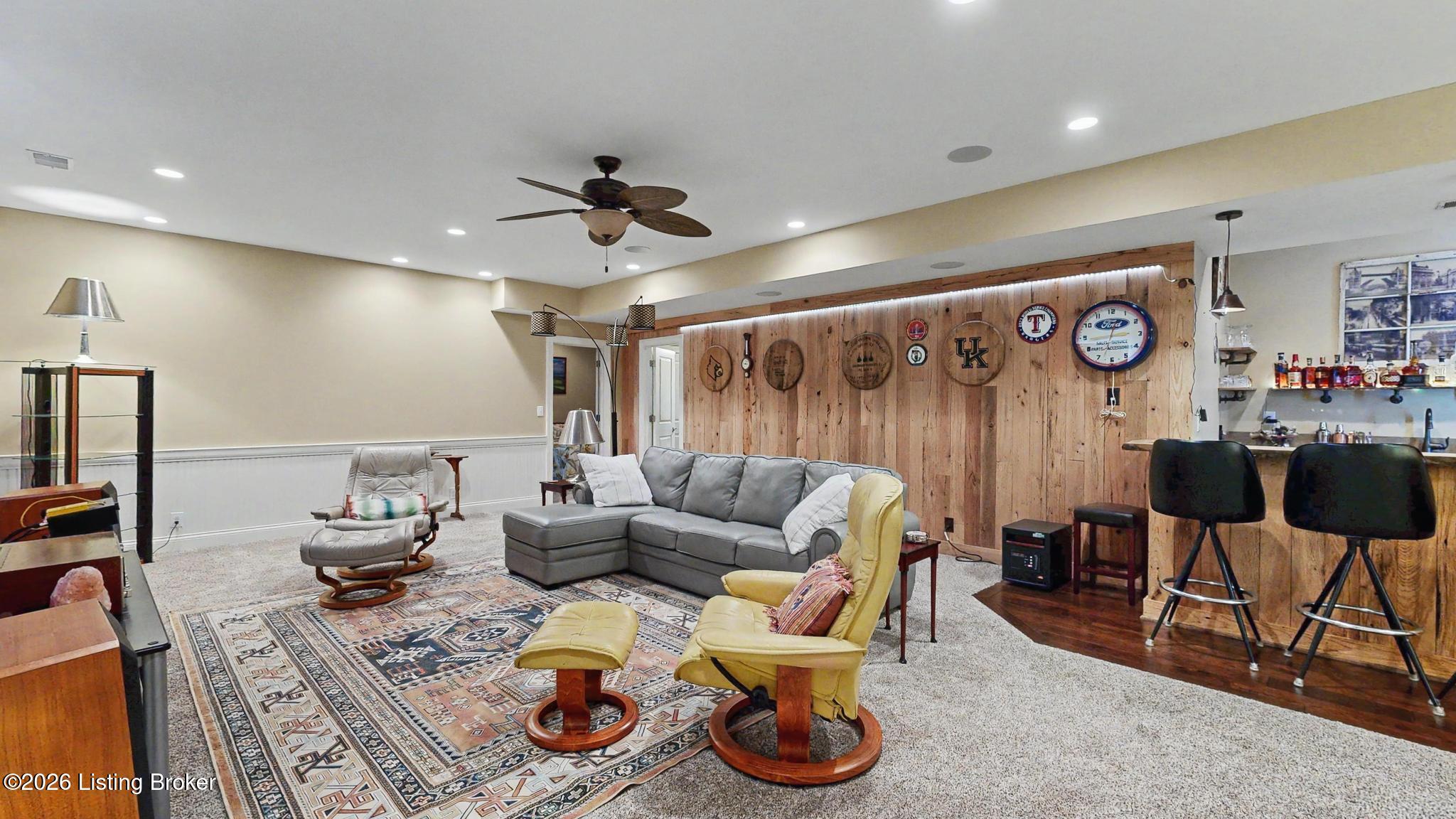 9519 Indian Pipe Ln