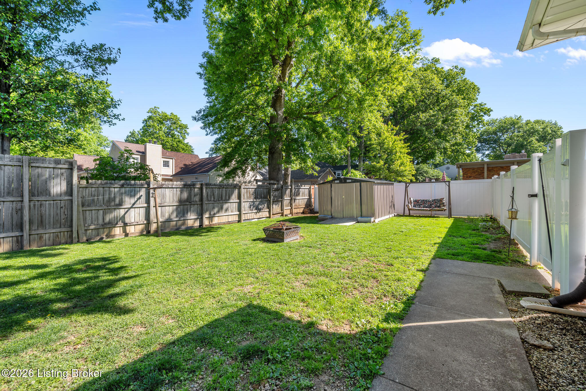 10 Cardwell Way