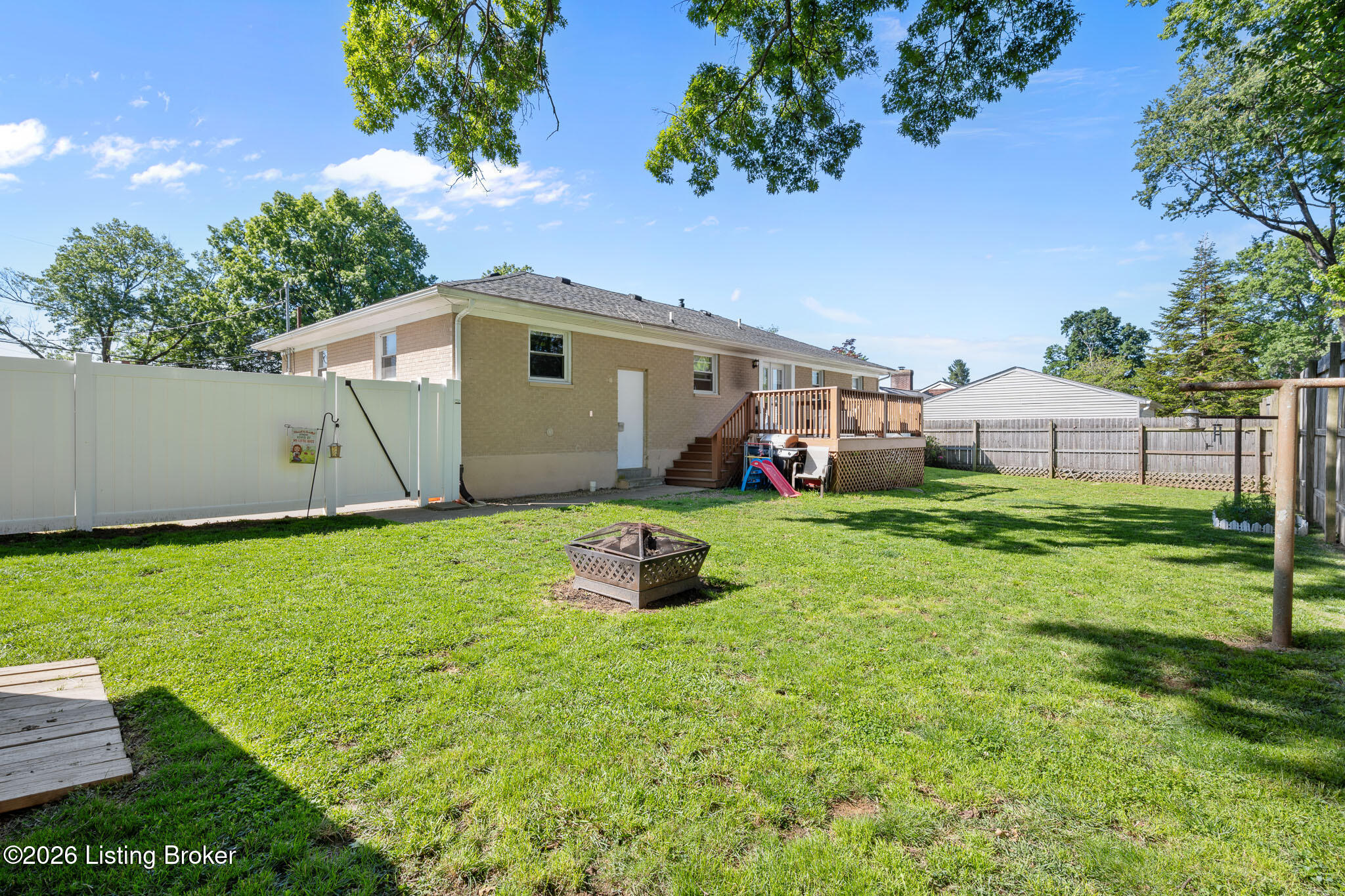 10 Cardwell Way