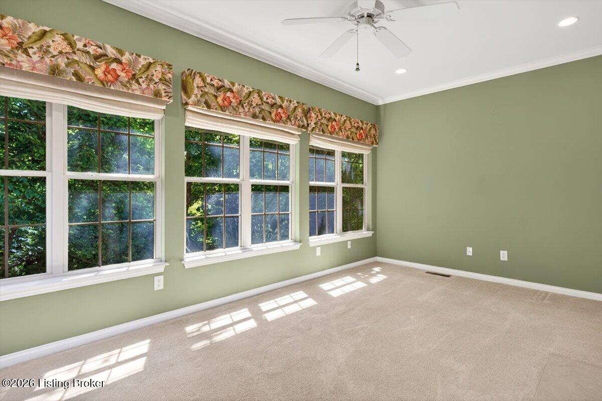 4111 Dolphin Rd