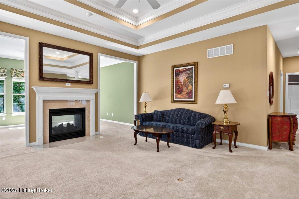 4111 Dolphin Rd