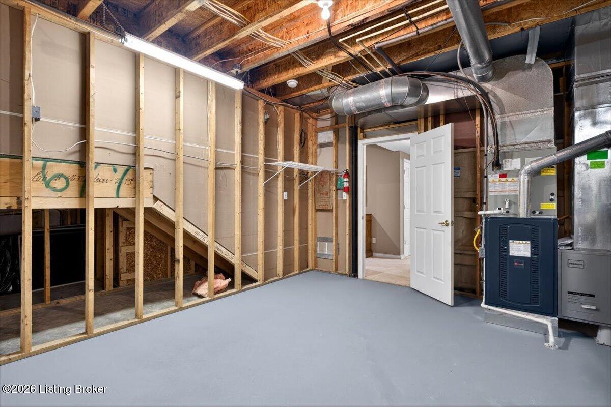 4111 Dolphin Rd