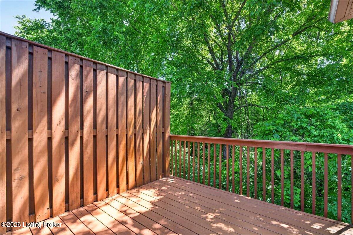 4111 Dolphin Rd