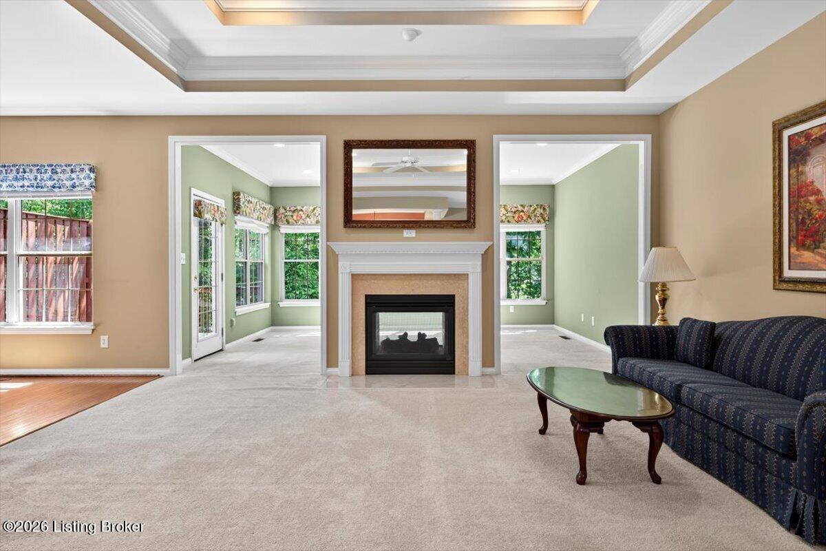 4111 Dolphin Rd