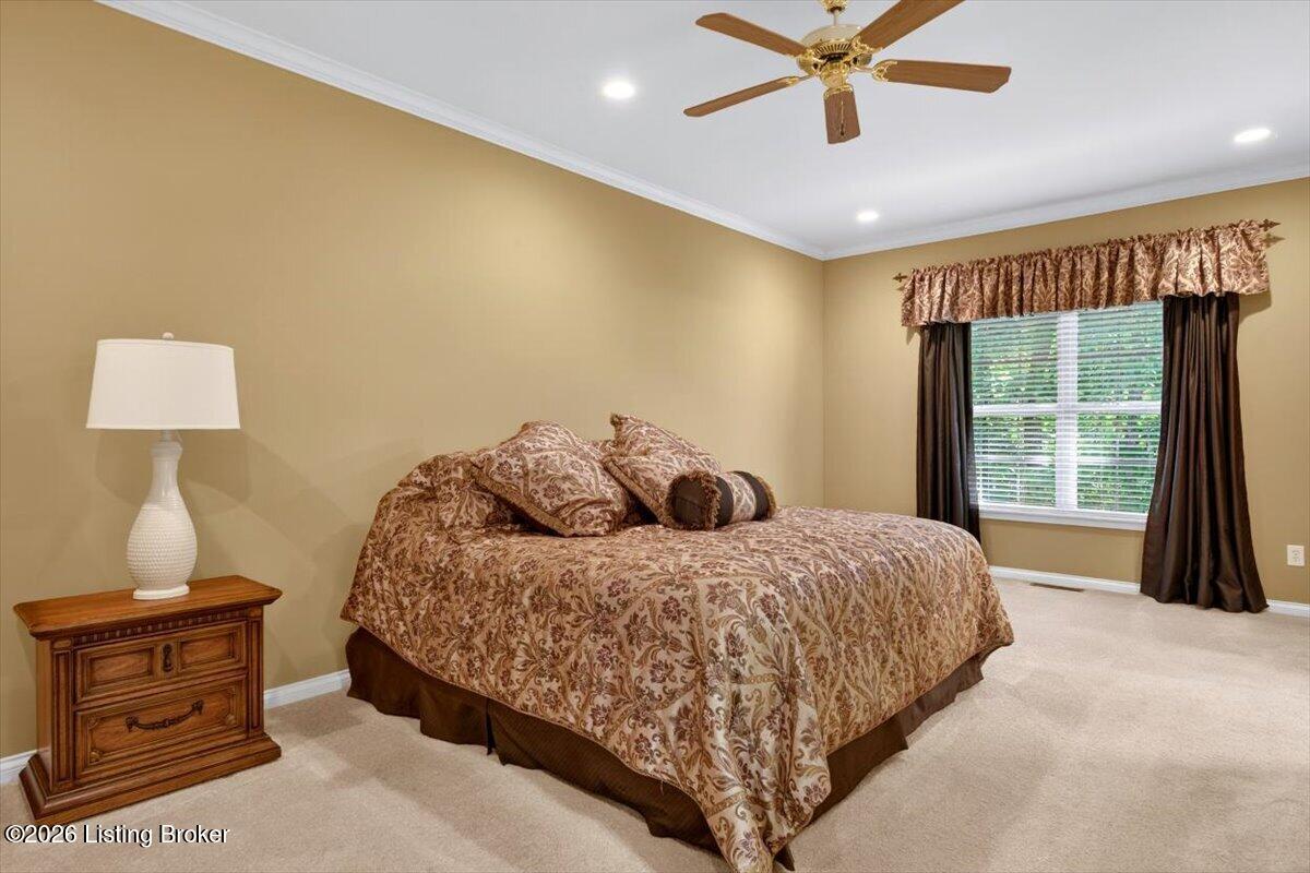 4111 Dolphin Rd