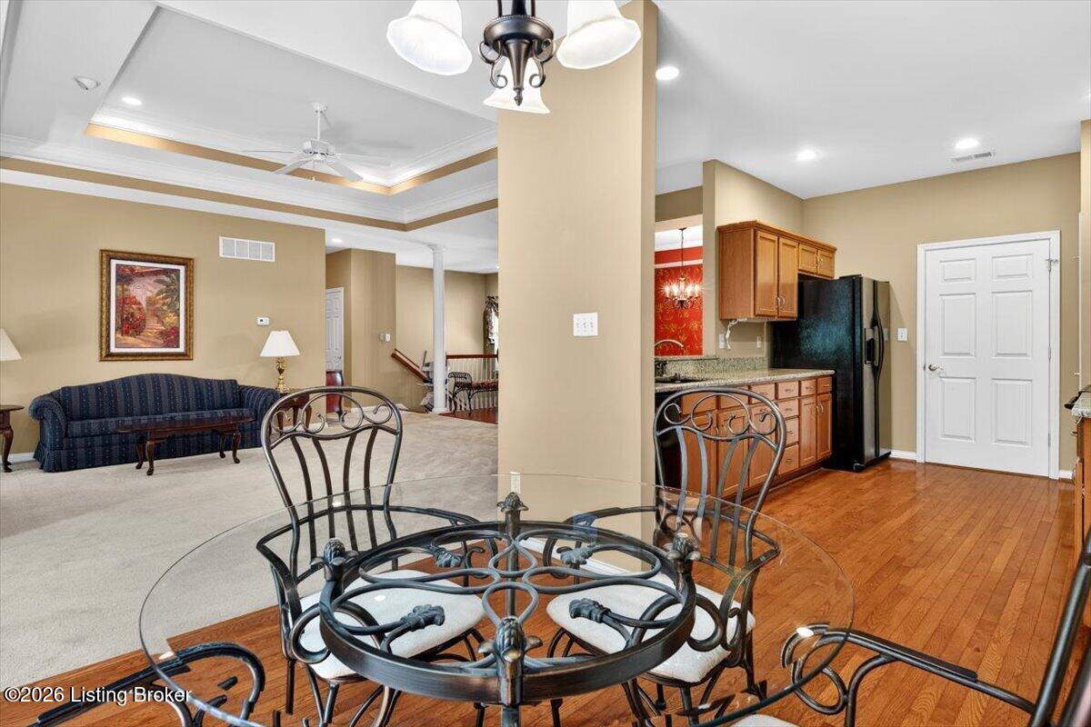 4111 Dolphin Rd