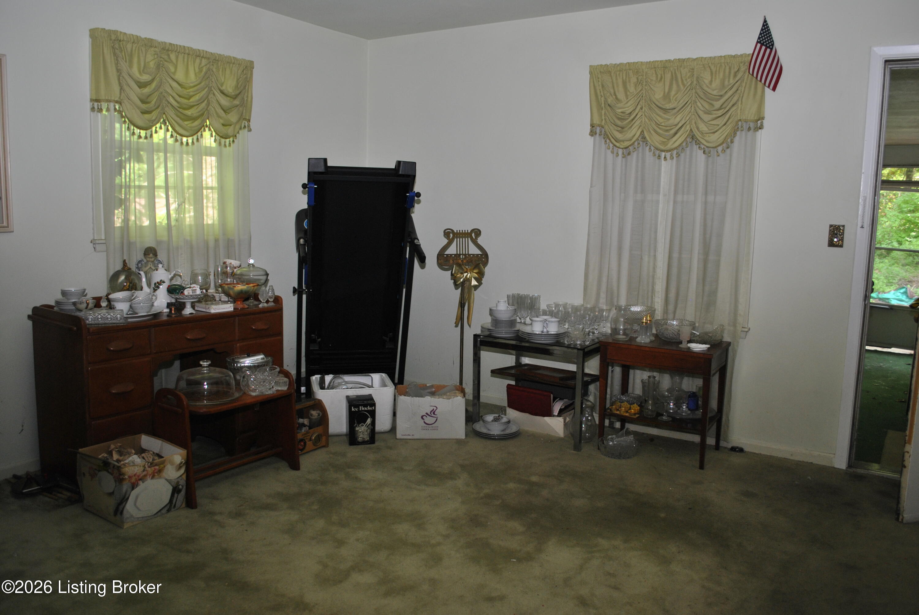 5337 Lost Trail