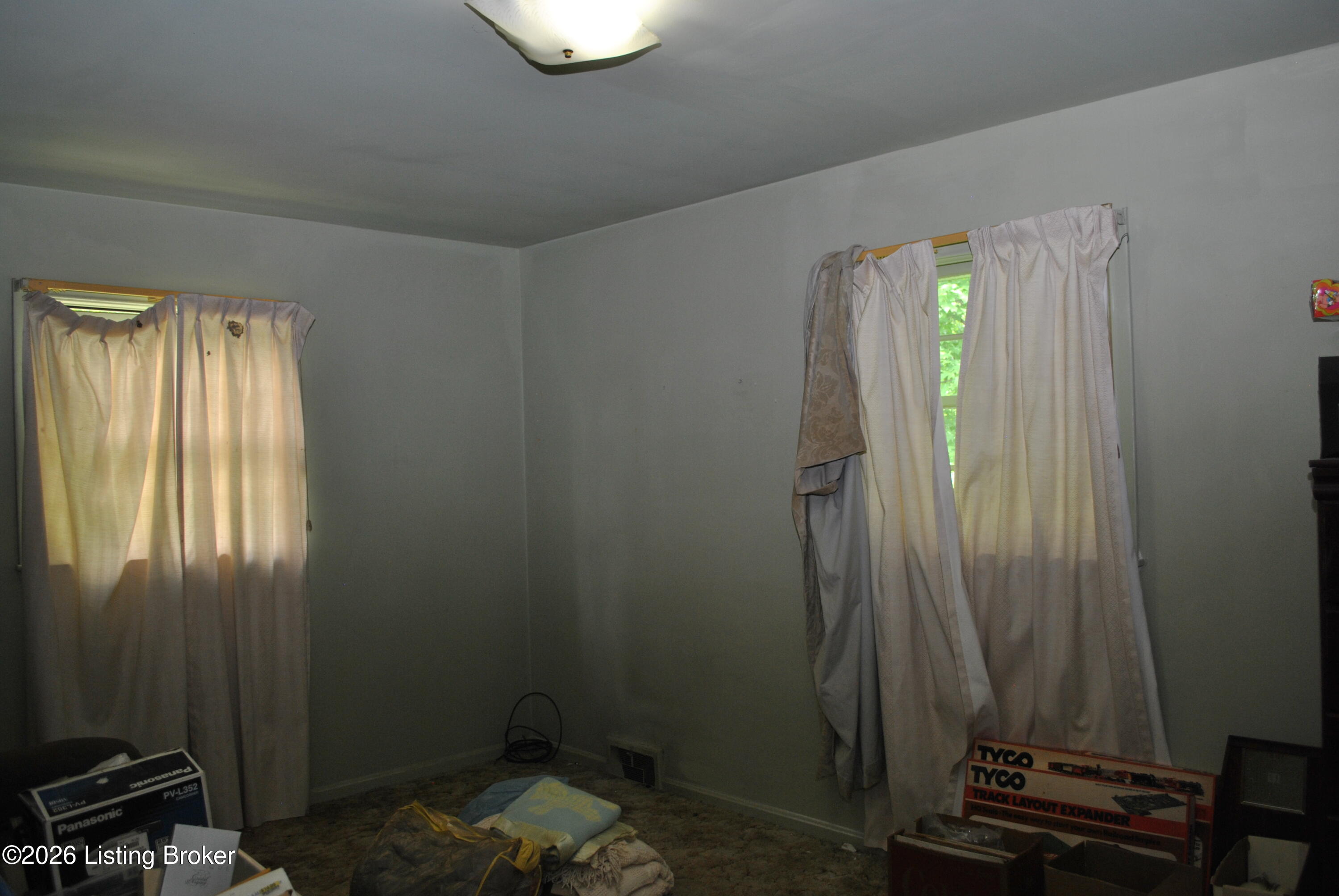 5337 Lost Trail