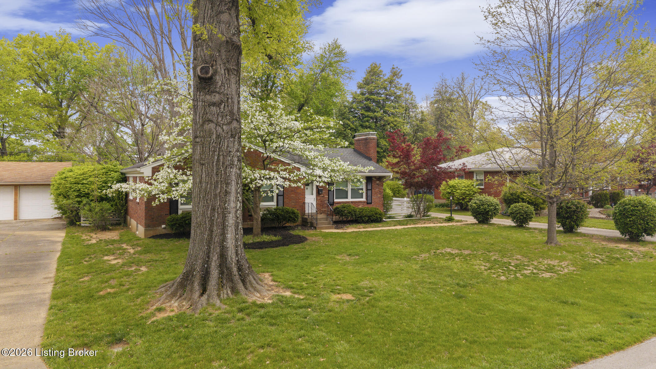 25 Hallsdale Dr