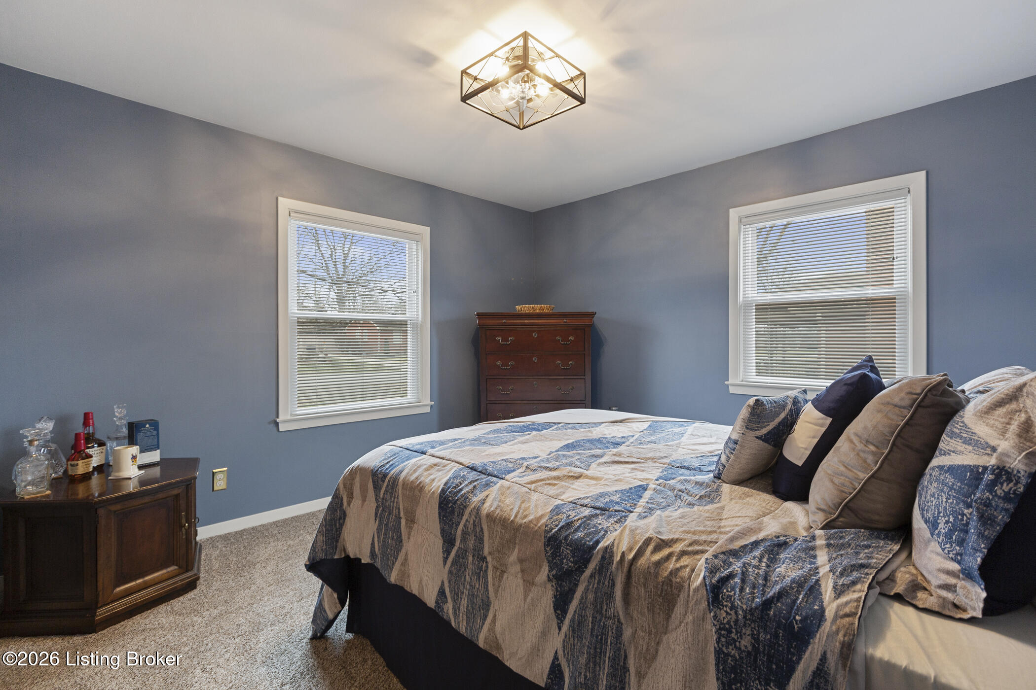 25 Hallsdale Dr