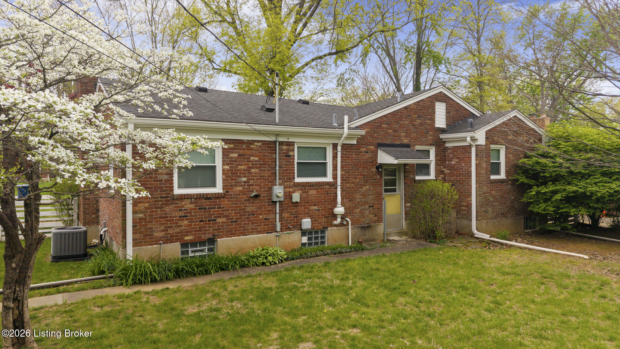 25 Hallsdale Dr