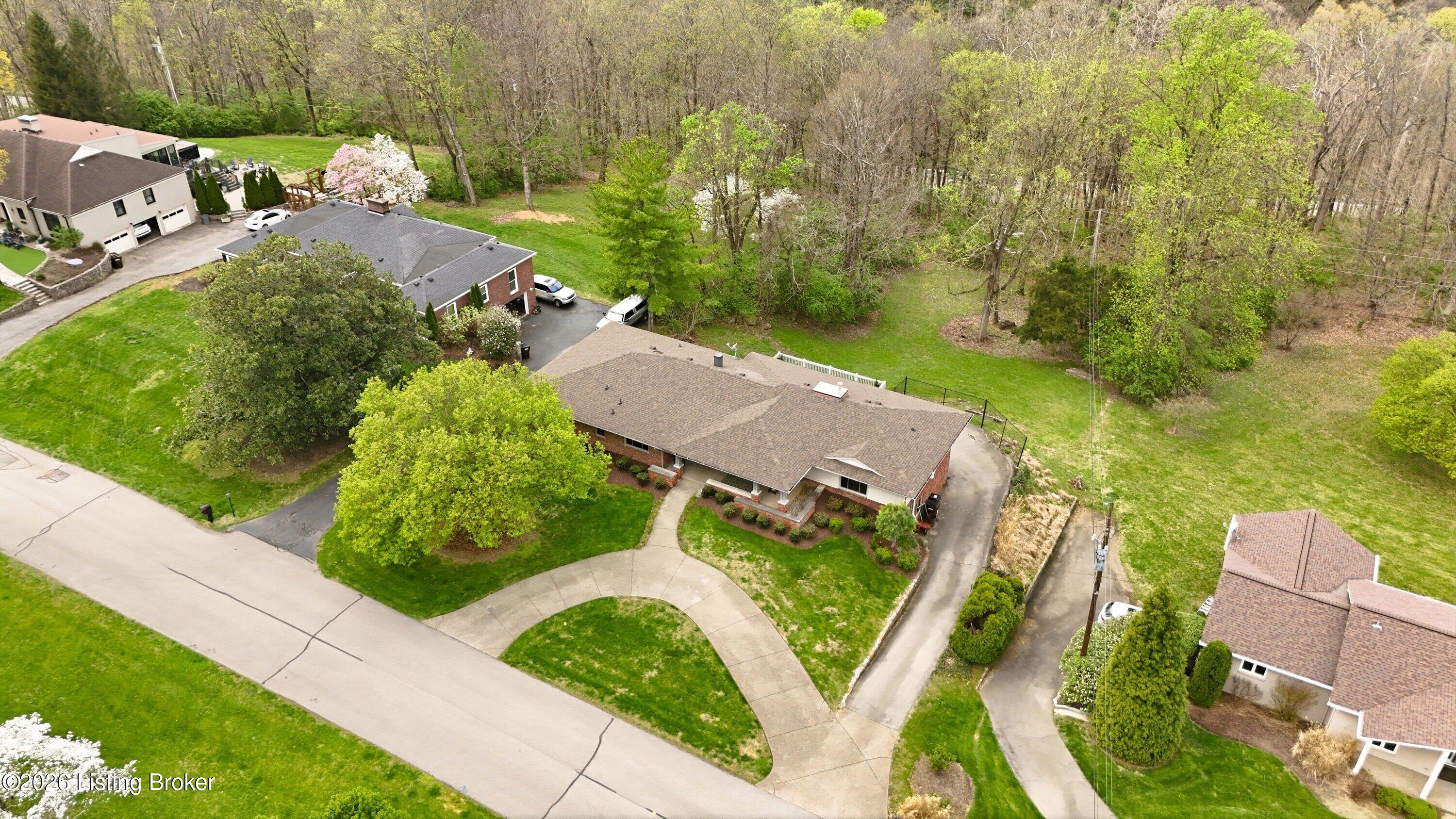 3419 Mt Rainier Dr