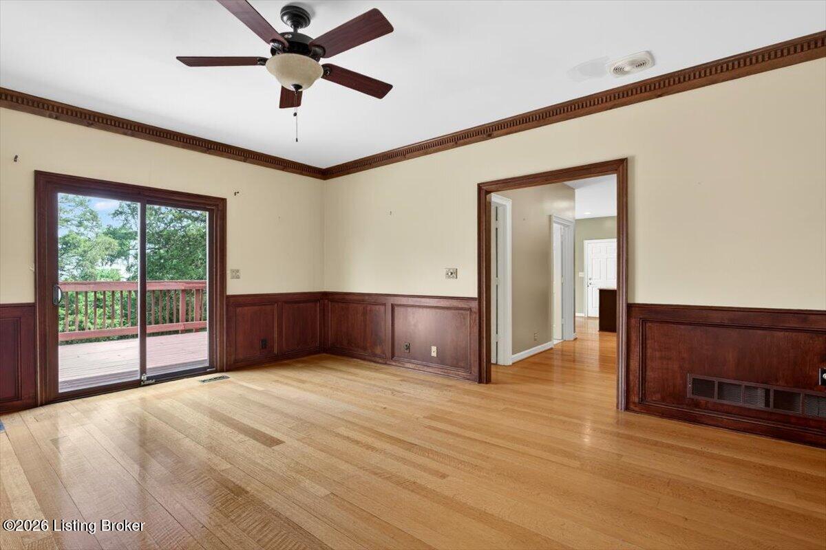611 Lake Forest Pkwy