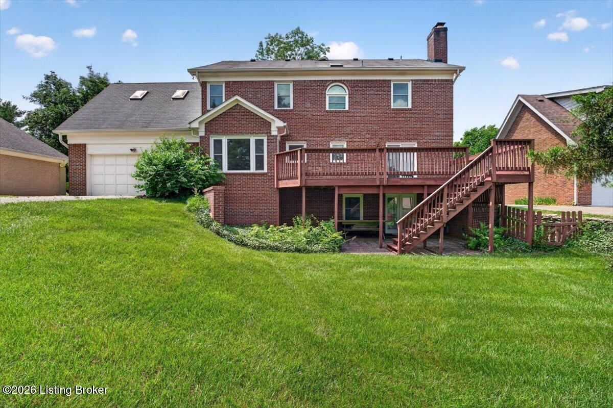 611 Lake Forest Pkwy