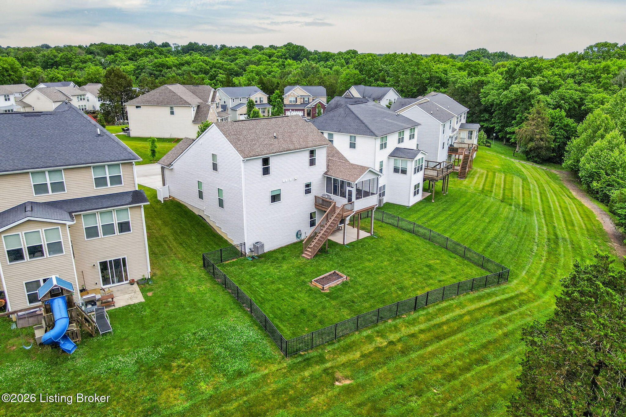 12410 Commons Lake Ct