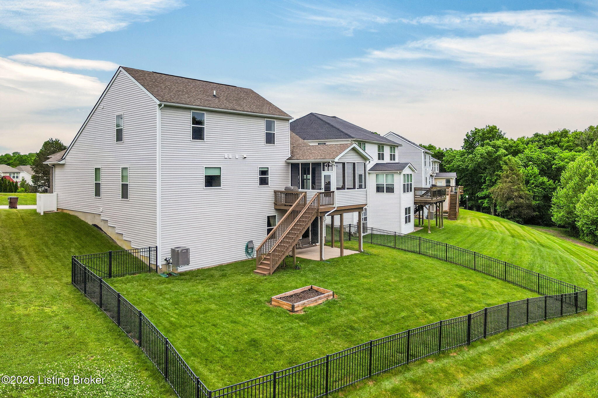 12410 Commons Lake Ct