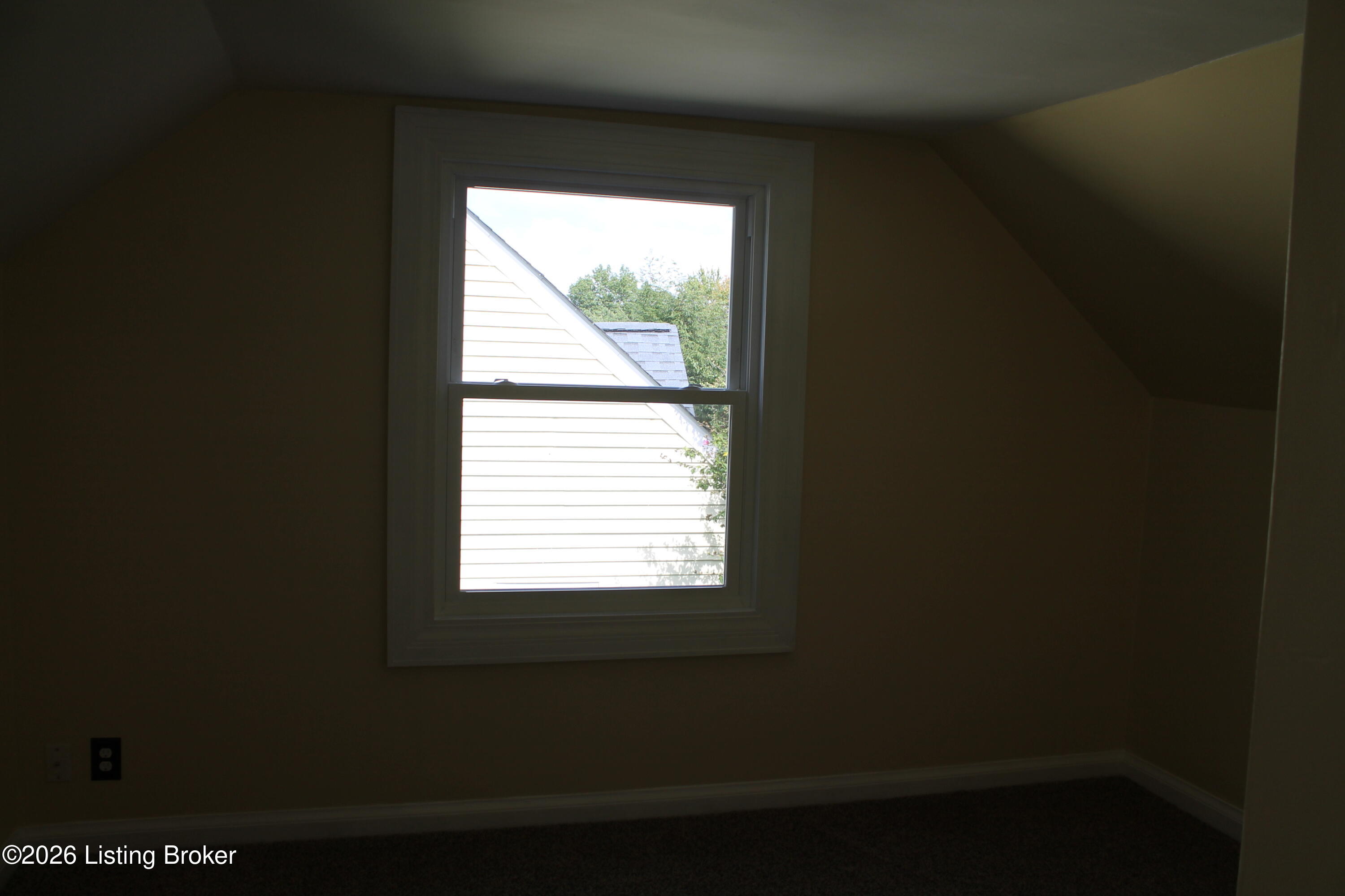 528 Harris Pl