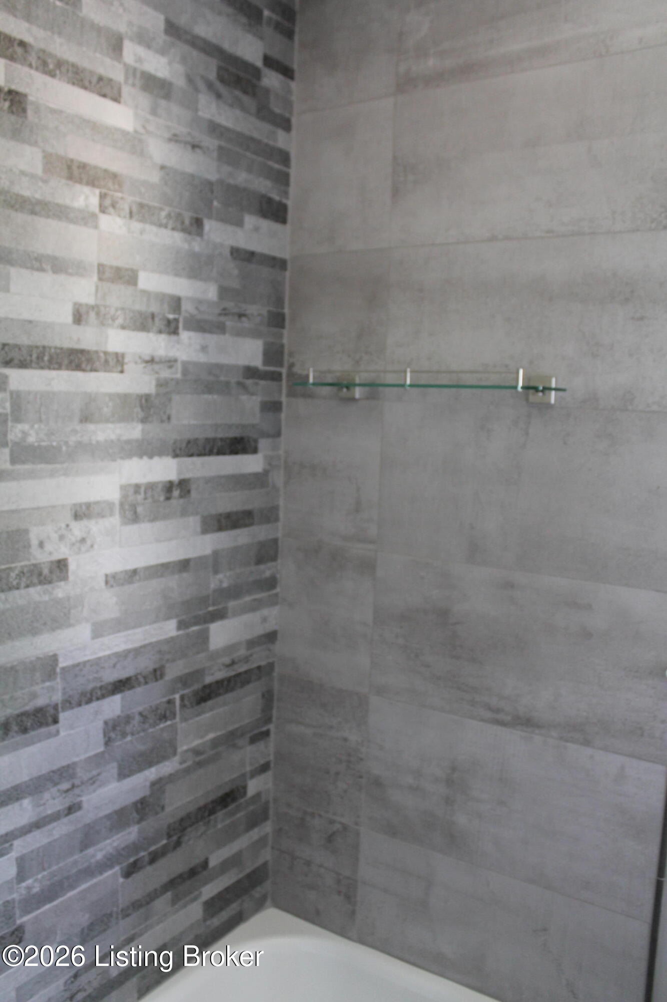 528 Harris Pl
