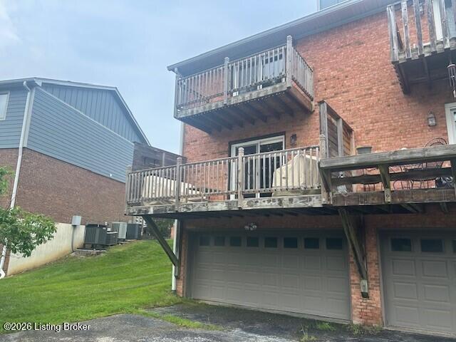 6400 Marina Dr