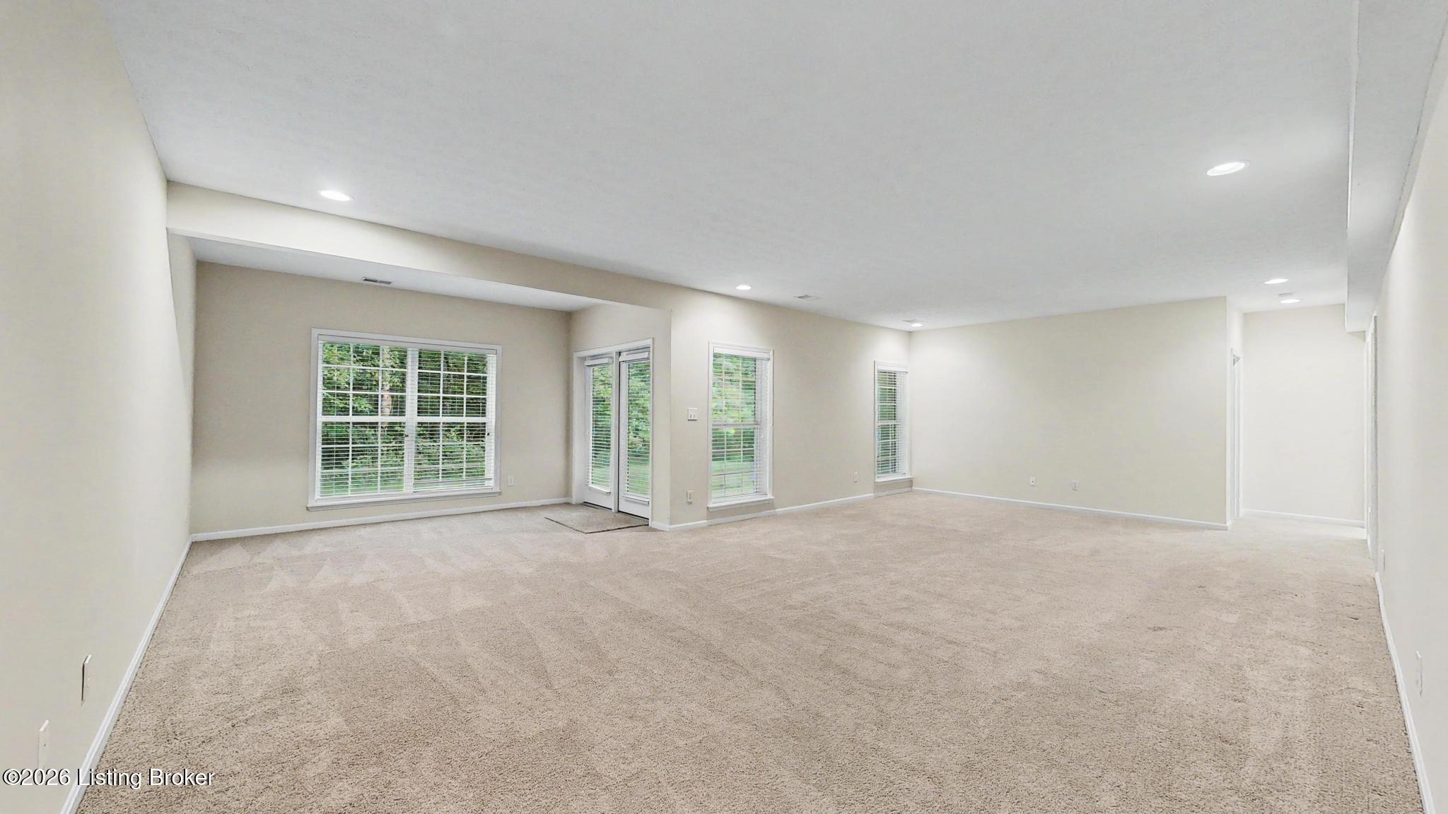 10434 Dove Chase Cir