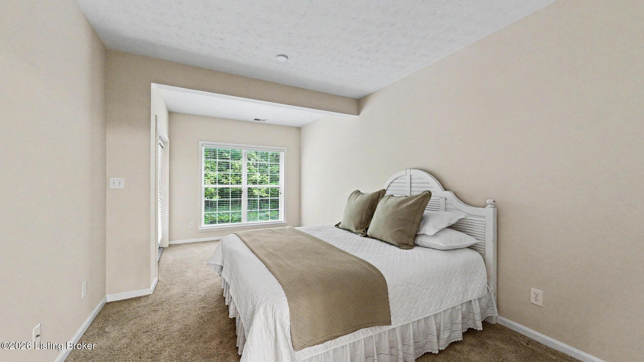 10434 Dove Chase Cir