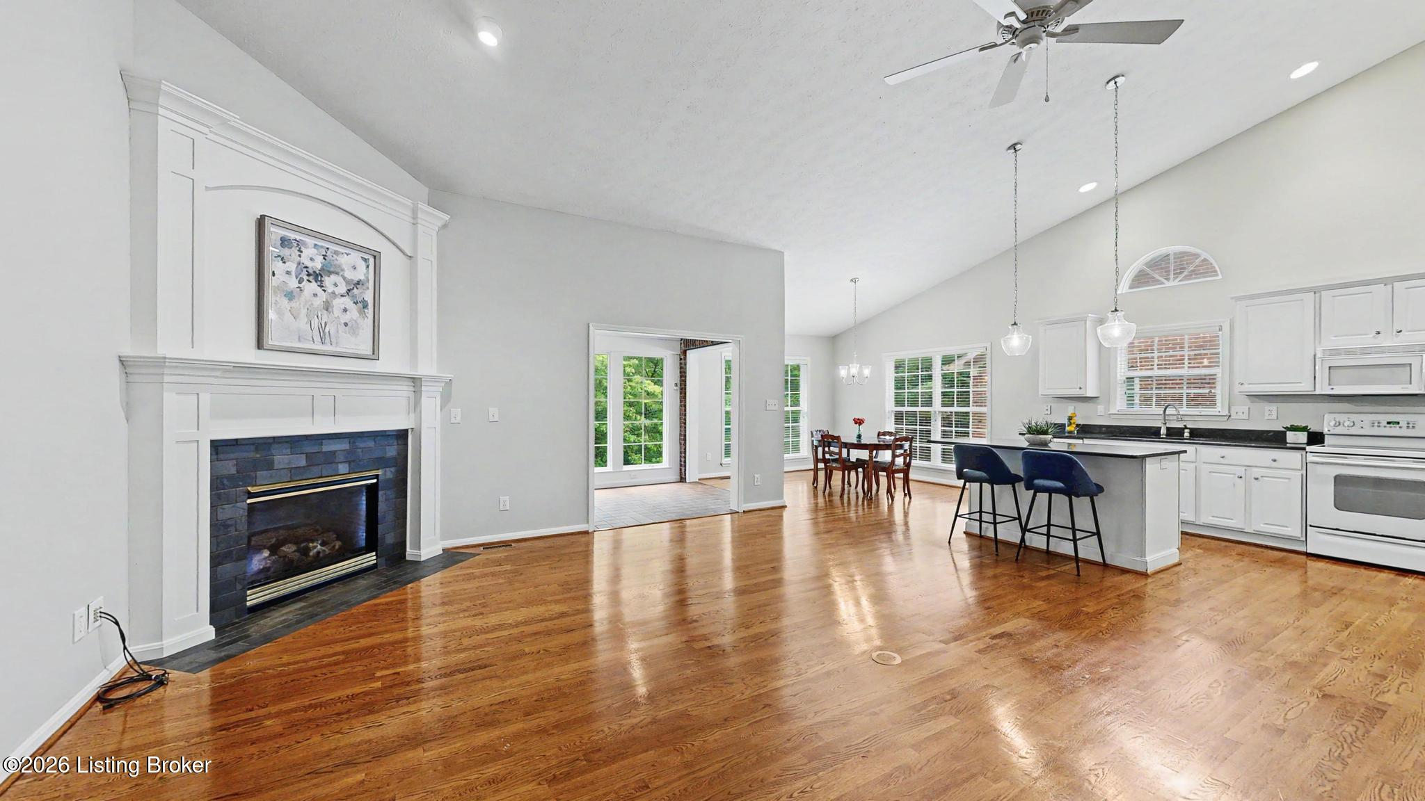 10434 Dove Chase Cir