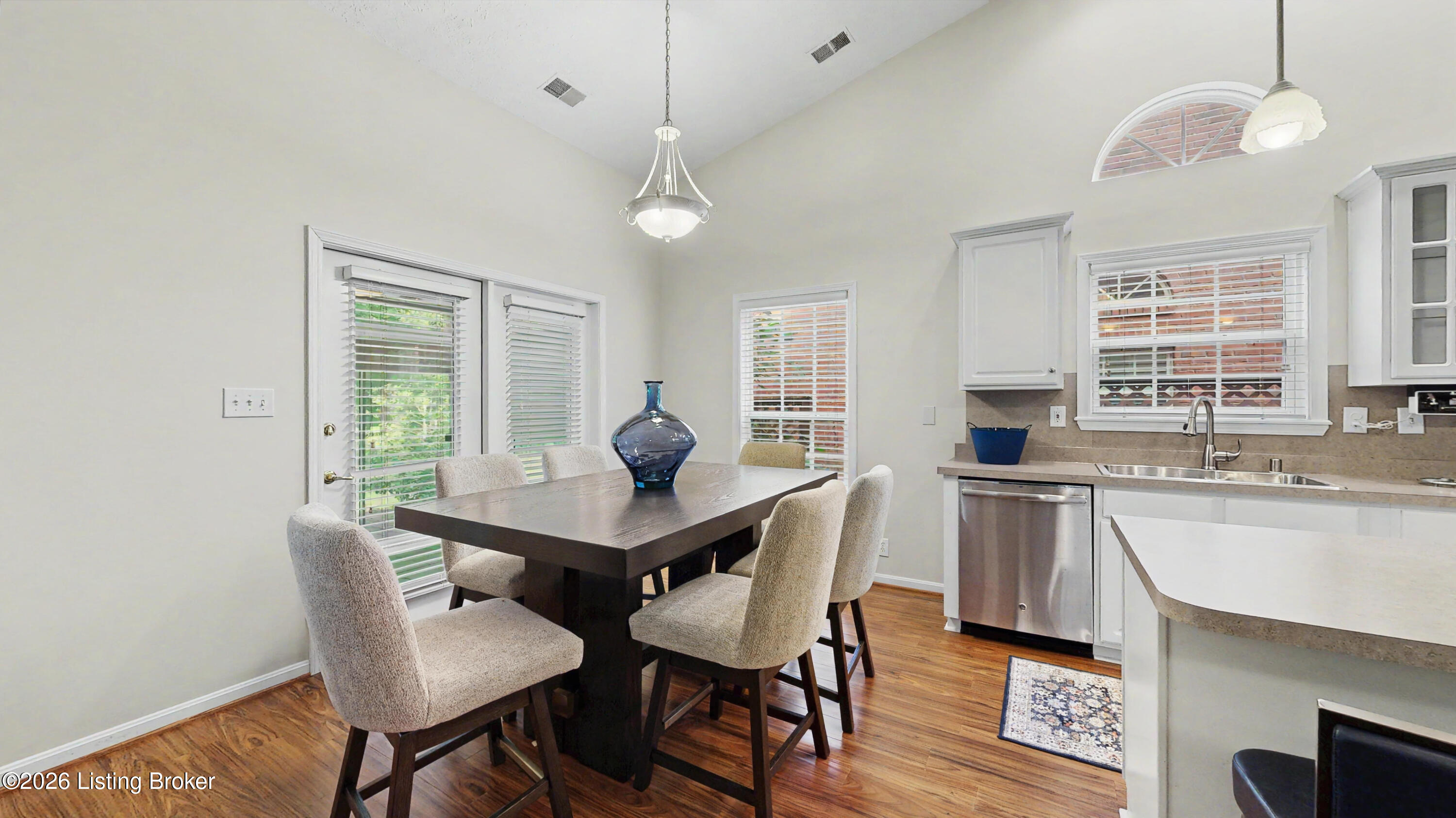 10410 Dove Chase Cir
