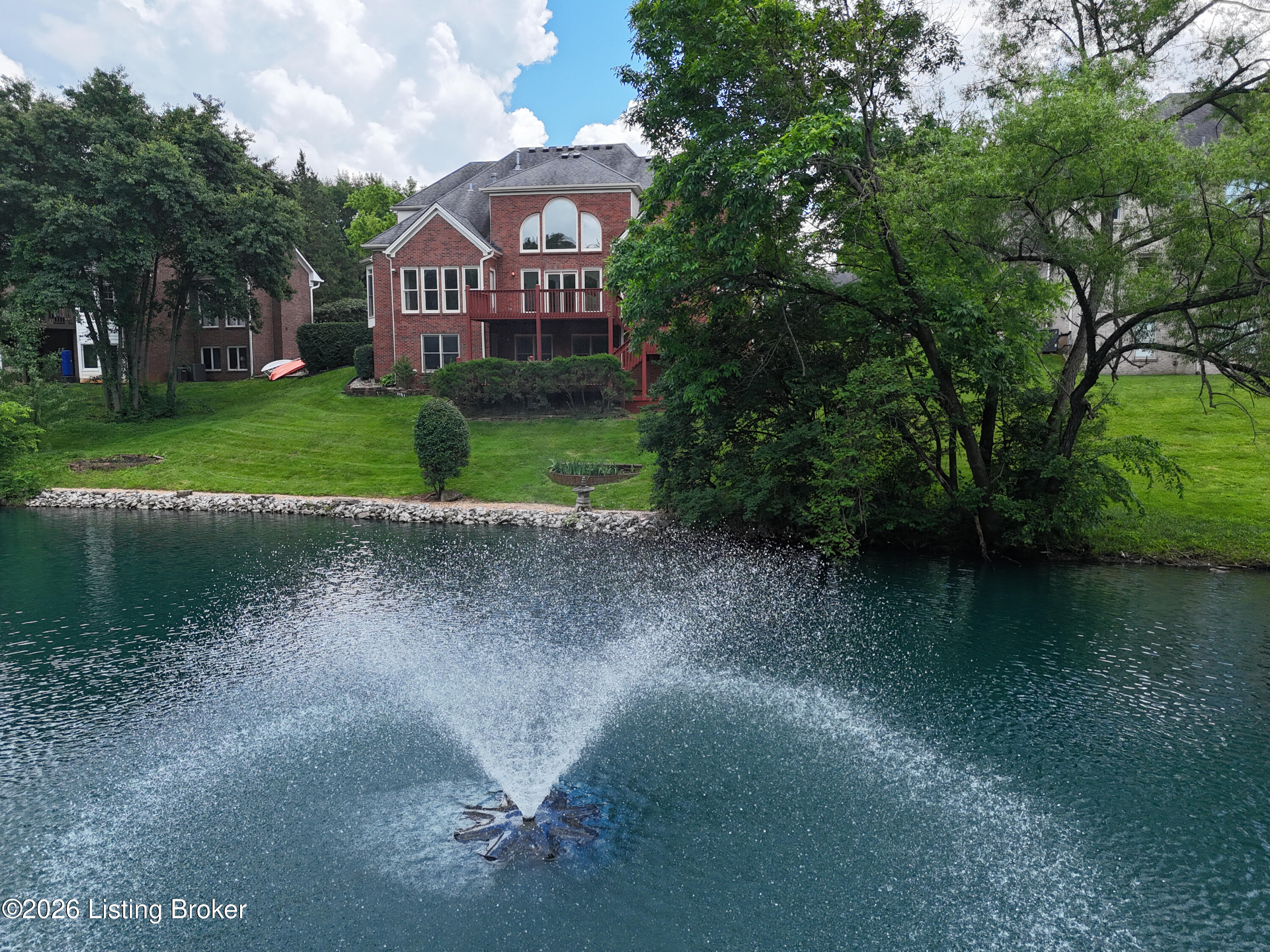 9319 Springbrooke Cir